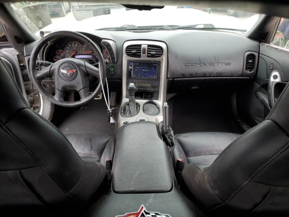 2005 Chevrolet Corvette with VIN 1G1YY24U255114489, listed as a Copart auction lot 44059555 with 96,797 mi miles and Salvage Title. Bid and sale history available at carsss.com. Image 8.