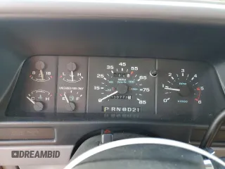 1994 Ford Explorer z VIN 1FMCU22X6RUE44203, wystawiony jako Copart lot #73151164 z przebiegiem 130 777 mil mil oraz Tytuł czysty. Historia ofert i sprzedaży dostępna na DreamBid. Obrazek 9.