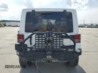 2015 Jeep Wrangler Unlimited Rubicon with VIN 1C4BJWFG8FL561308, listed as a Copart auction lot 60233385 with 208,224 mi miles and Clean title. Bid and sale history available at DreamBid. Image 6.