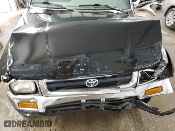 1994 Toyota Pickup DX z VIN 4TARN01P6RZ158609, wystawiony jako Copart lot #66612684 z przebiegiem 230 855 mil mil oraz Szkoda całkowita • Salvage title. Historia ofert i sprzedaży dostępna na DreamBid. Obrazek 12.