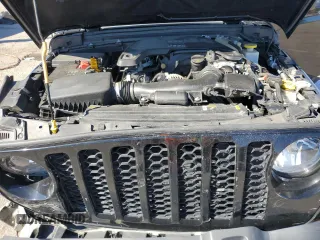 2021 Jeep Gladiator Sport S with VIN 1C6JJTAG5ML606050, listed as a Copart auction lot 45221215 with 43,529 mi miles and Salvage title. Bid and sale history available at DreamBid. Image 11.