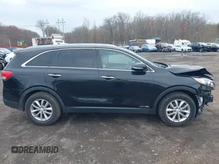 2017 Kia Sorento LX with VIN 5XYPGDA56HG209874, listed as a IAAI auction lot 42041004 with 151,205 mi miles and . Bid and sale history available at carsss.com. Image 13.
