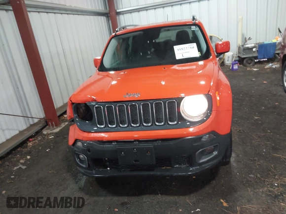 2017 Jeep Renegade Latitude with VIN ZACCJBBB0HPF13775, listed as a IAAI auction lot 41822710 with 87,804 mi miles. Bid and sale history available at carsss.com. Image 12.