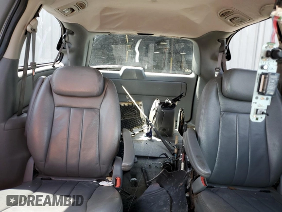 2005 Dodge Caravan SXT with VIN 2D4GP44L05R217019, listed as a Copart auction lot 54593675 with Not Provided miles and Non Repairable. Bid and sale history available at DreamBid. Image 10.