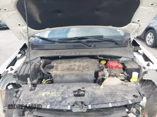 2020 Jeep Compass Latitude z VIN 3C4NJCBB9LT126299, wystawiony jako IAAI lot #42206657 z przebiegiem 60 550 mil mil oraz . Historia ofert i sprzedaży dostępna na DreamBid. Obrazek 10.