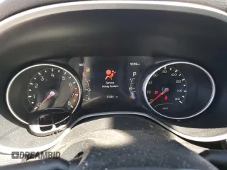 2018 Jeep Compass Latitude z VIN 3C4NJCBBXJT124610, wystawiony jako Copart lot #53507255 z przebiegiem 71 051 mil mil oraz Szkoda całkowita • Salvage title. Historia ofert i sprzedaży dostępna na DreamBid. Obrazek 9.