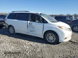 2012 Toyota Sienna XLE AAS with VIN 5TDYK3DC2CS243832, listed as a Copart auction lot 46677115 with 253,252 mi miles and Salvage Title. Bid and sale history available at DreamBid. Image 4.
