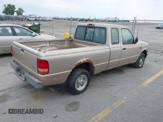 1996 Ford Ranger XL z VIN 1FTCR14A8TPA44853, wystawiony jako IAAI lot #42430513 z przebiegiem 178 534 mil mil oraz . Historia ofert i sprzedaży dostępna na DreamBid. Obrazek 4.