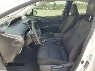 2021 Toyota Prius L Eco with VIN JTDKAMFU1M3151330, listed as a Copart auction lot 58827615 with 111,067 mi miles and Salvage title. Bid and sale history available at DreamBid. Image 1.