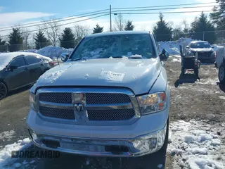 2018 Ram 1500 Big Horn z VIN 1C6RR7LG1JS113662, wystawiony jako IAAI lot #41274107 z przebiegiem 112 500 mil mil oraz . Historia ofert i sprzedaży dostępna na DreamBid. Obrazek 12.