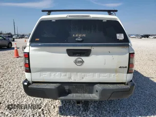 2024 Nissan Frontier S with VIN 1N6ED1EK8RN622935, listed as a Copart auction lot 44300905 with 30,325 mi miles and Salvage title. Bid and sale history available at DreamBid. Image 6.