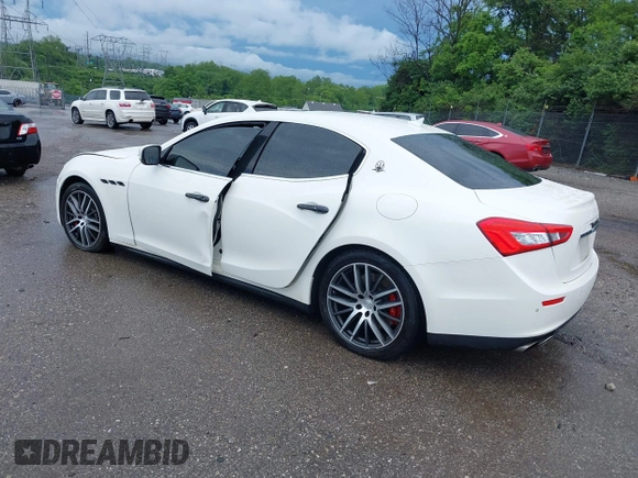 2014 Maserati Ghibli S Q4 z VIN ZAM57RTA9E1077084, wystawiony jako IAAI lot #42283638 z przebiegiem Nie podano mil oraz . Historia ofert i sprzedaży dostępna na DreamBid. Obrazek 3.