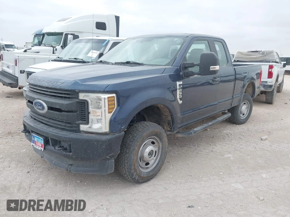 2018 Ford F-250 XL with VIN 1FT7X2B68JEB42589, listed as a IAAI auction lot 42105402 with 295,044 mi miles and . Bid and sale history available at DreamBid. Image 16.