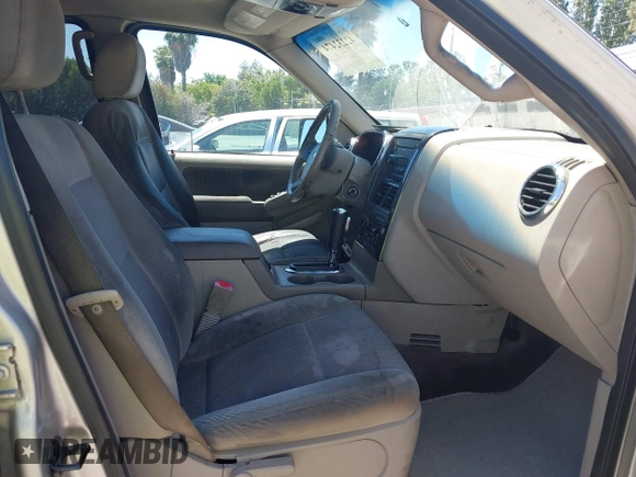 2007 Ford Explorer XLT с VIN 1FMEU63E87UA34237, выставлен на аукционе IAAI как лот 42232474 с пробегом 205 124 миль миль и . История ставок и продаж доступна на DreamBid. Изображение 5.
