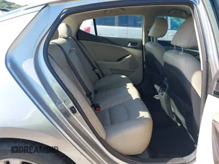 2013 Kia Optima EX с VIN 5XXGN4A73DG236293, выставлен на аукционе IAAI как лот 42366969 с пробегом 160 886 миль миль и . История ставок и продаж доступна на DreamBid. Изображение 8.