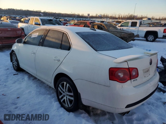 2006 Volkswagen Jetta 2.5L с VIN 3VWSF71K16M658025, выставлен на аукционе Copart как лот 87410524 с пробегом 78 604 миль миль и Списание • Salvage title. История ставок и продаж доступна на DreamBid. Изображение 2.