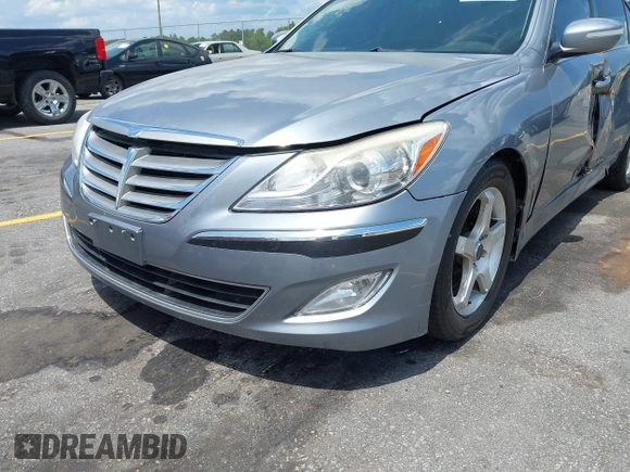 2013 Hyundai Genesis 3.8L with VIN KMHGC4DD1DU256345, listed as a IAAI auction lot 42187431 with 117,528 mi miles and . Bid and sale history available at DreamBid. Image 6.