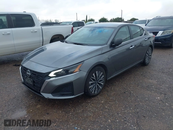 2024 Nissan Altima SV with VIN 1N4BL4DV2RN313134, listed as a IAAI auction lot 42653527 with 45,653 mi miles and . Bid and sale history available at DreamBid. Image 17.