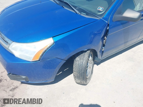 2011 Ford Focus SE with VIN 1FAHP3FN2BW111187, listed as a IAAI auction lot 42003148 with 119,083 mi miles. Bid and sale history available at carsss.com. Image 6.