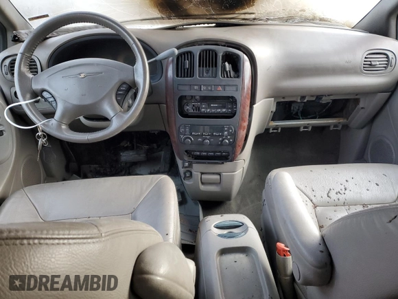 2001 Chrysler Town & Country LXi with VIN 2C8GP54L71R217272, listed as a Copart auction lot 47755345 with Not Provided miles and Salvage Title. Bid and sale history available at DreamBid. Image 8.