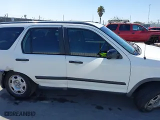 2005 Honda CR-V LX with VIN JHLRD68585C002800, listed as a IAAI auction lot 41939797 with 194,319 mi miles. Bid and sale history available at carsss.com. Image 13.