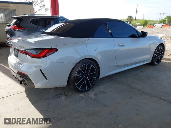 2024 BMW 4 Series 430i xDrive z VIN WBA43AT07RCR07959, wystawiony jako IAAI lot #42778206 z przebiegiem Nie podano mil oraz . Historia ofert i sprzedaży dostępna na DreamBid. Obrazek 4.
