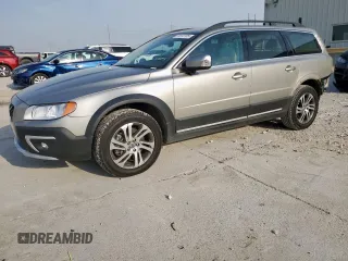 2015 Volvo XC70 T5 Drive-E Premier Plus z VIN YV440MBC1F1201552, wystawiony jako Copart lot #57072705 z przebiegiem 66 120 mil mil oraz Szkoda całkowita • Salvage title. Historia ofert i sprzedaży dostępna na DreamBid. Obrazek 1.