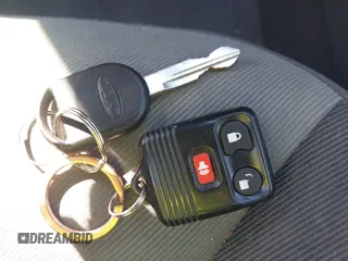 2005 Ford Escape XLS Value с VIN 1FMYU92Z65DA19297, выставлен на аукционе IAAI как лот 42061223 с пробегом 333 813 миль миль и . История ставок и продаж доступна на DreamBid. Изображение 11.