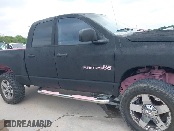 2004 Dodge Ram 2500 SLT with VIN 3D7KU28D04G103040, listed as a IAAI auction lot 42048102 with 253,181 mi miles. Bid and sale history available at carsss.com. Image 13.