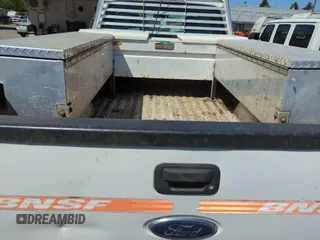 2011 Ford F-350 с VIN 1FT7X3B6XBEC03772, выставлен на аукционе IAAI как лот 42865380 с пробегом 271 369 миль миль и . История ставок и продаж доступна на DreamBid. Изображение 10.