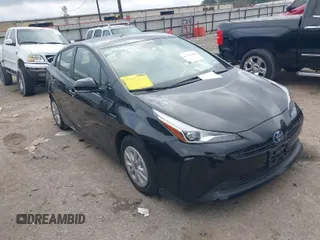 2022 Toyota Prius L Eco with VIN JTDKAMFUXN3164174, listed as a IAAI auction lot 41512388 with 33,664 mi miles and . Bid and sale history available at DreamBid. Image 1.