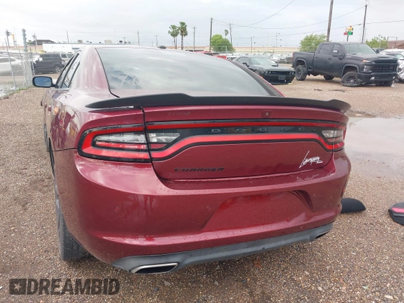 2020 Dodge Charger SXT with VIN 2C3CDXBG2LH136073, listed as a IAAI auction lot 41900921 with 55,747 mi miles and . Bid and sale history available at carsss.com. Image 3.