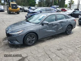 2023 Hyundai Elantra SEL z VIN KMHLM4AG0PU604487, wystawiony jako Copart lot #56984365 z przebiegiem 38 020 mil mil oraz Szkoda całkowita • Salvage title. Historia ofert i sprzedaży dostępna na DreamBid. Obrazek 1.