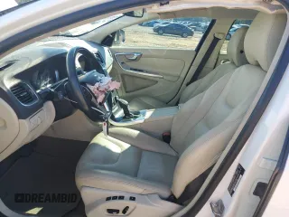 2015 Volvo S60 T5 Drive-E Platinum with VIN YV140MFD8F1301468, listed as a Copart auction lot 89196925 with Not Provided miles and Salvage Title. Bid and sale history available at carsss.com. Image 7.