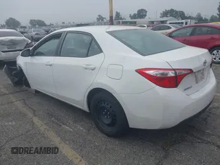 2015 Toyota Corolla L z VIN 5YFBURHE4FP204526, wystawiony jako IAAI lot #42503462 z przebiegiem 143 684 mil mil oraz . Historia ofert i sprzedaży dostępna na DreamBid. Obrazek 3.
