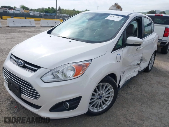 2016 Ford C-Max Energi SEL with VIN 1FADP5CUXGL102011, listed as a IAAI auction lot 41935337 with 95,279 mi miles. Bid and sale history available at carsss.com. Image 17.