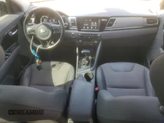 2018 Kia Niro EX with VIN KNDCC3LC3J5128152, listed as a Copart auction lot 50811475 with 177,484 mi miles and Clean Title. Bid and sale history available at carsss.com. Image 8.