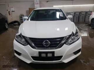 2017 Nissan Altima 2.5 SL with VIN 1N4AL3AP7HC239179, listed as a Copart auction lot 45946695 with 38,845 mi miles and Salvage Title. Bid and sale history available at carsss.com. Image 5.