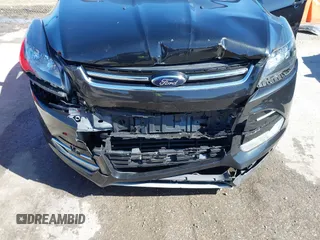 2013 Ford Escape SEL with VIN 1FMCU0HX4DUB31123, listed as a IAAI auction lot 41740392 with 171,239 mi miles. Bid and sale history available at carsss.com. Image 6.