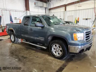 2013 GMC Sierra 1500 SLE with VIN 1GTR2VE76DZ386638, listed as a Copart auction lot 46591385 with 161,366 mi miles and Non Repairable. Bid and sale history available at carsss.com. Image 4.