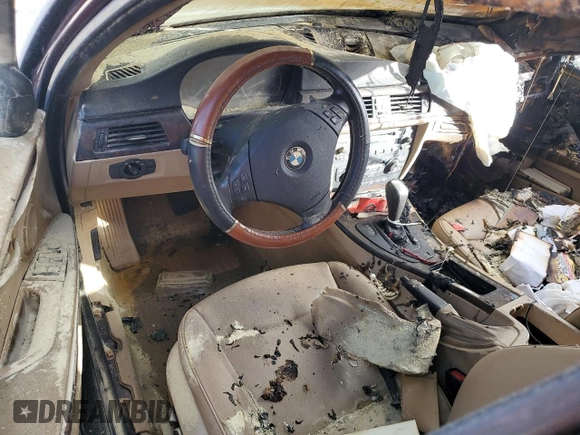 2008 BMW 3 Series 328xi z VIN WBAVC93598K036954, wystawiony jako Copart lot #80918674 z przebiegiem Nie podano mil oraz Nie do naprawy • Non repairable. Historia ofert i sprzedaży dostępna na DreamBid. Obrazek 8.