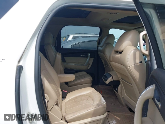 2011 GMC Acadia SLT2 with VIN 1GKKRSED7BJ192685, listed as a IAAI auction lot 42389225 with 329,734 mi miles and . Bid and sale history available at DreamBid. Image 8.