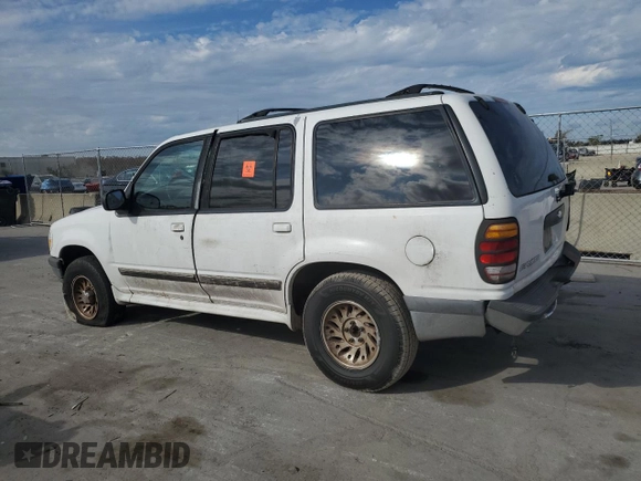 1998 Ford Explorer с VIN 1FMZU32X2WUC96336, выставлен на аукционе Copart как лот 84526484 с пробегом 191 183 миль миль и Списание • Salvage title. История ставок и продаж доступна на DreamBid. Изображение 2.