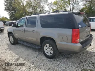 2012 GMC Yukon XL SLE with VIN 1GKS1HE09CR220884, listed as a Copart auction lot 74550624 with 181,006 mi miles and Clean Title. Bid and sale history available at carsss.com. Image 2.