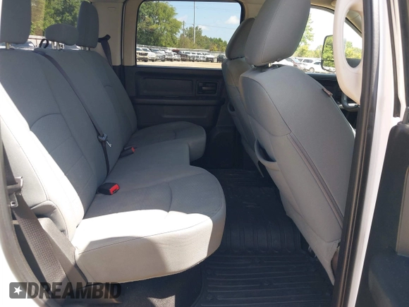 2013 Ram 2500 Tradesman with VIN 3C6UR5CL8DG560982, listed as a IAAI auction lot 42741548 with Not provided miles and . Bid and sale history available at DreamBid. Image 8.