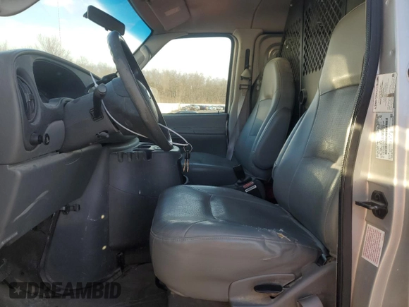 2004 Ford Econoline Cargo with VIN 1FTRE14W94HA14063, listed as a Copart auction lot 45966115 with 174,188 mi miles and Salvage Title. Bid and sale history available at carsss.com. Image 7.