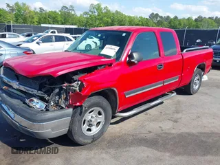 2004 Chevrolet Silverado 1500 LS with VIN 1GCEC19V84Z142003, listed as a IAAI auction lot 41998056 with 214,671 mi miles. Bid and sale history available at carsss.com. Image 2.