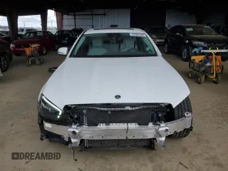 2022 Mercedes-Benz E 350 with VIN W1KZF8DB7NB050539, listed as a Copart auction lot 51081345 with 49,258 mi miles and Salvage Title. Bid and sale history available at DreamBid. Image 5.