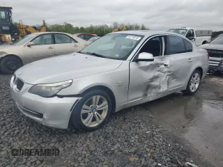 2010 BMW 5 Series 528i xDrive z VIN WBANV1C52AC445096, wystawiony jako Copart lot #54719515 z przebiegiem 168 489 mil mil oraz Szkoda całkowita • Salvage title. Historia ofert i sprzedaży dostępna na DreamBid. Obrazek 1.