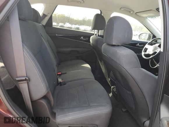 2020 Kia Sorento LX with VIN 5XYPG4A32LG661876, listed as a Copart auction lot 49798915 with 60,720 mi miles and Salvage Title. Bid and sale history available at DreamBid. Image 11.